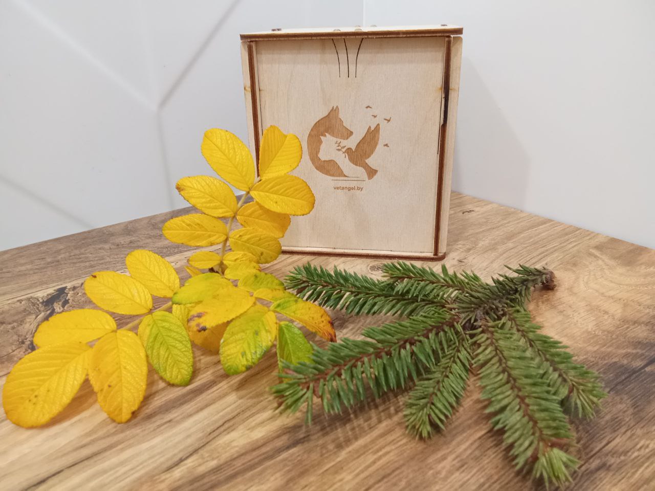 Деревянная урна для праха